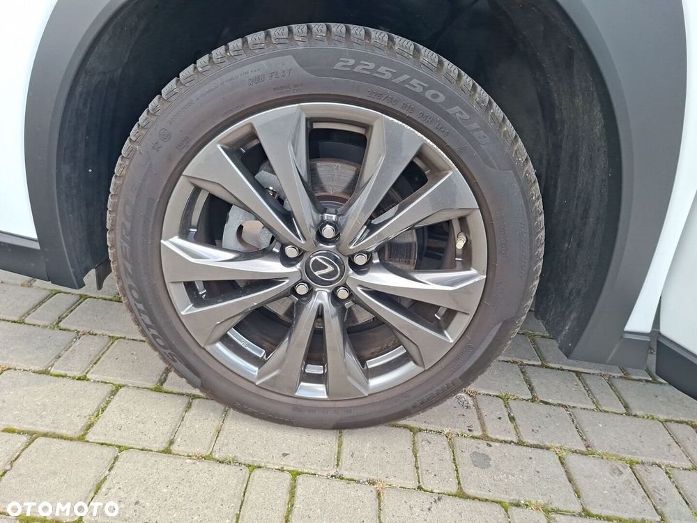 Lexus UX 250h GPF F Sport Design 2WD - 16