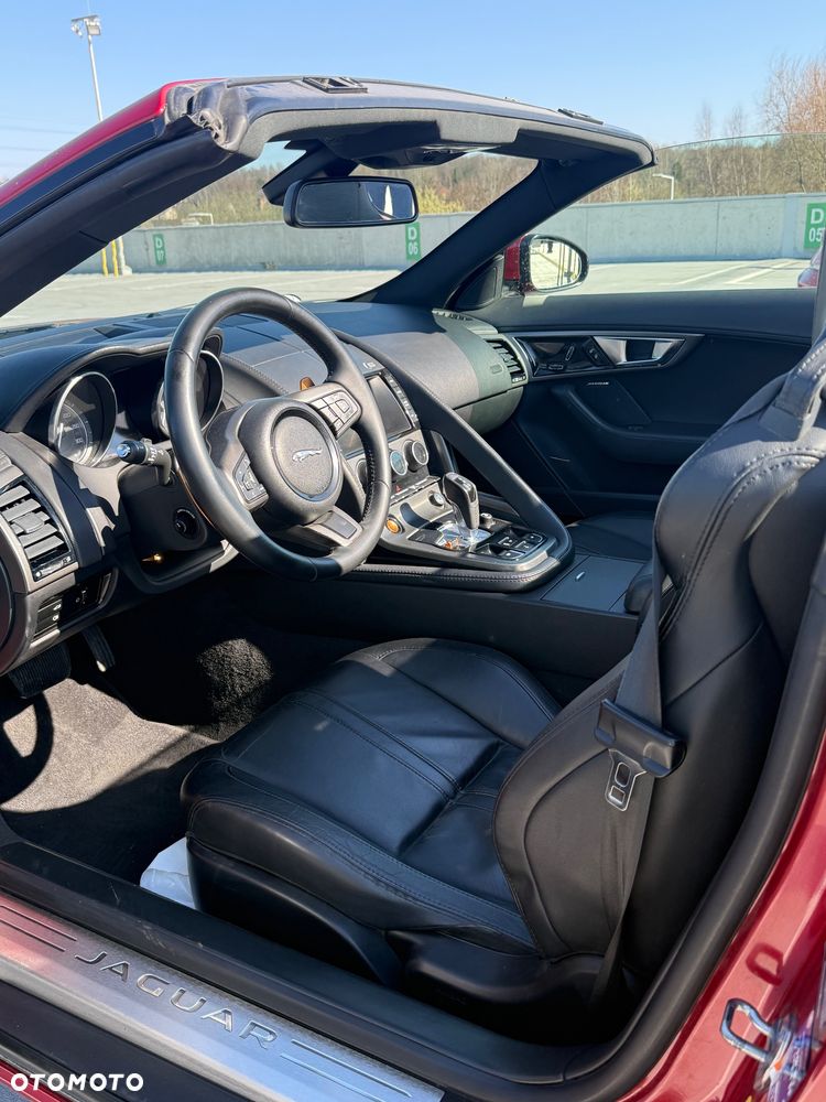 Jaguar F-Type S - 7