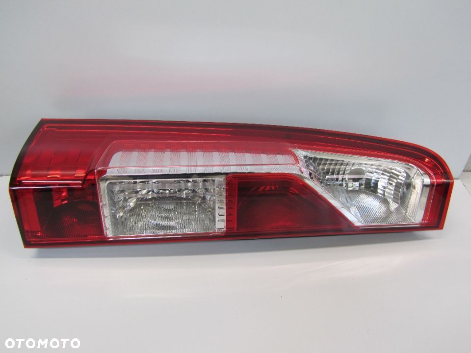 renault master III 10->lampa tylna lewa - 3
