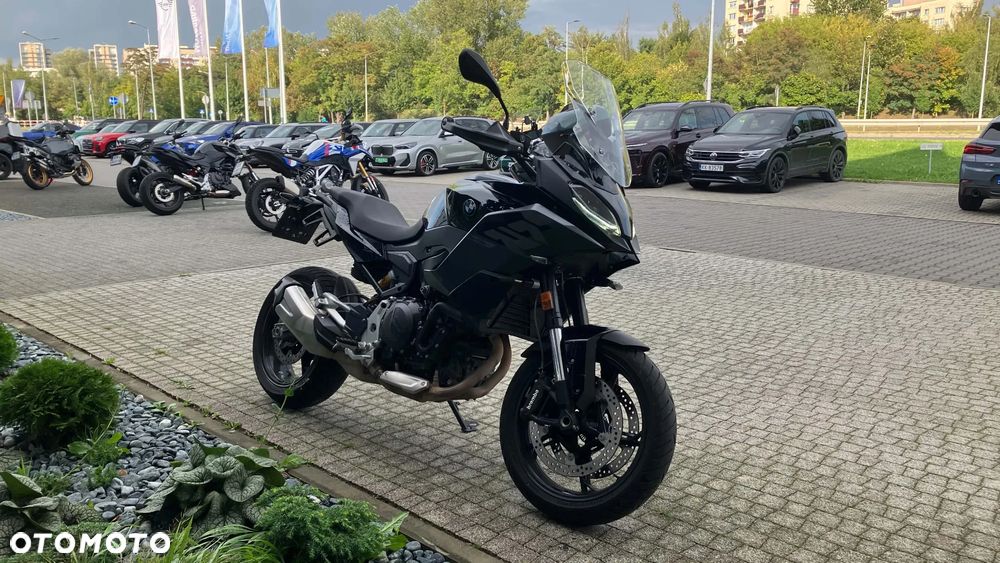 BMW XR - 7
