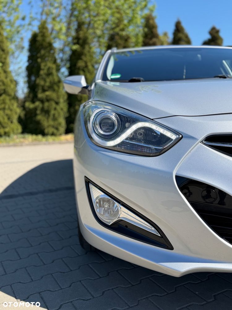 Hyundai i40 Kombi 1.6 Trend - 12