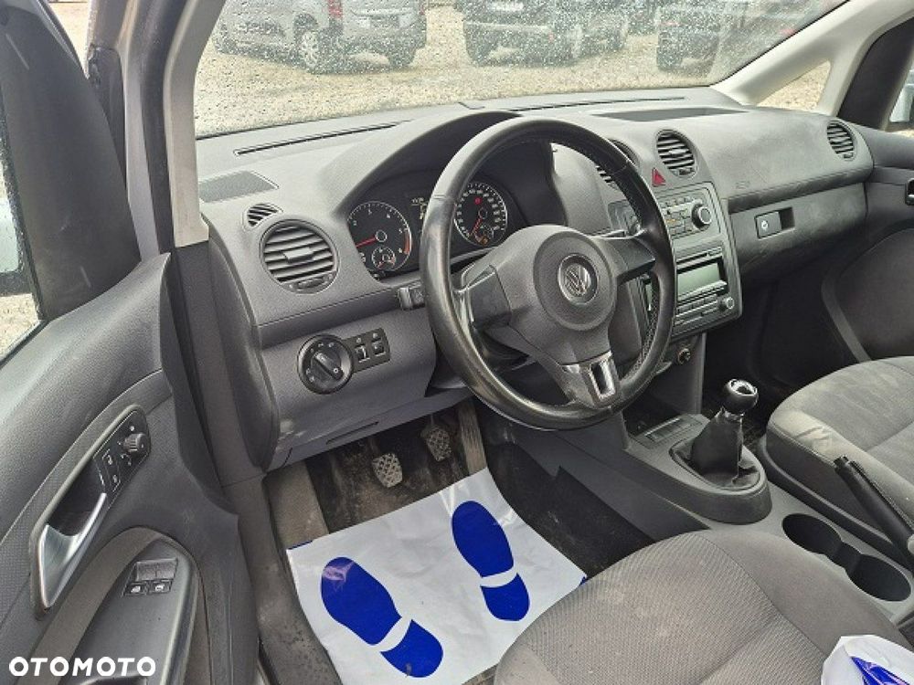 Volkswagen Caddy - 9