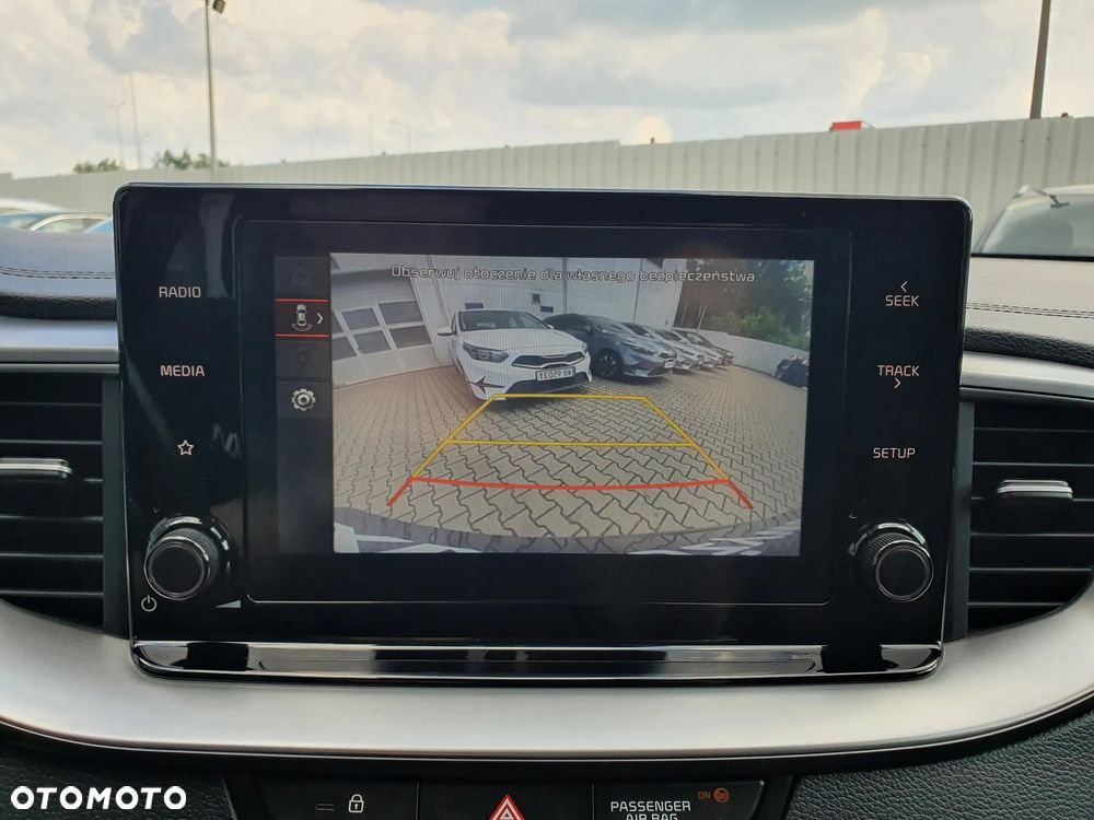 Kia XCeed 1.5 T-GDI M - 35