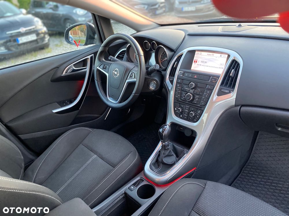 Opel Astra 1.4 Turbo Cosmo - 18