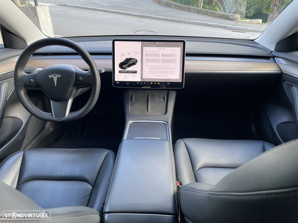 Tesla Model 3 RWD - 16