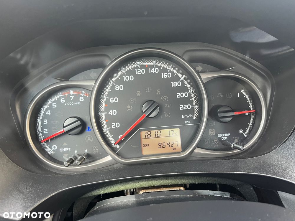 Toyota Yaris 1.0 VVT-i Comfort mit Design-Paket - 11