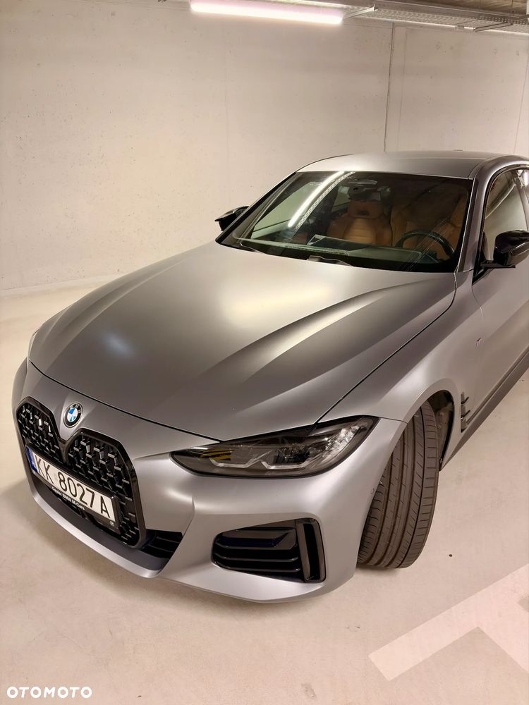 BMW Seria 4 M440i xDrive mHEV - 18