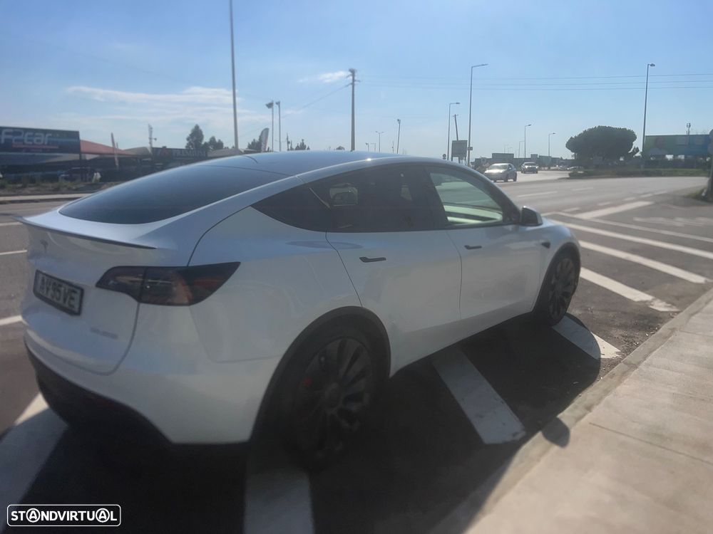 Tesla Model Y Performance Tração Integral - 10