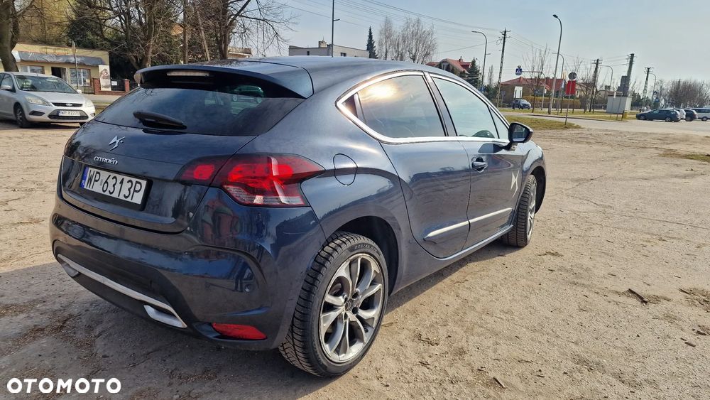 Citroën DS4 1.6 THP SportChic - 3