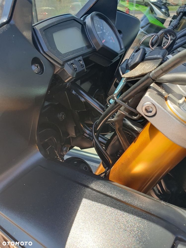 Yamaha FZ - 18