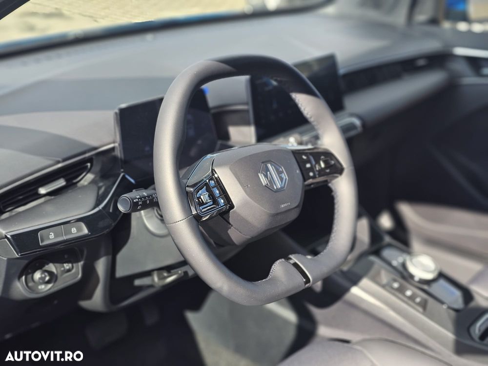 MG MG3 3 Hybrid+ Luxury - 9