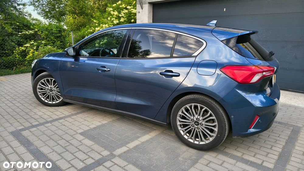 Ford Focus 1.5 EcoBoost Titanium - 1