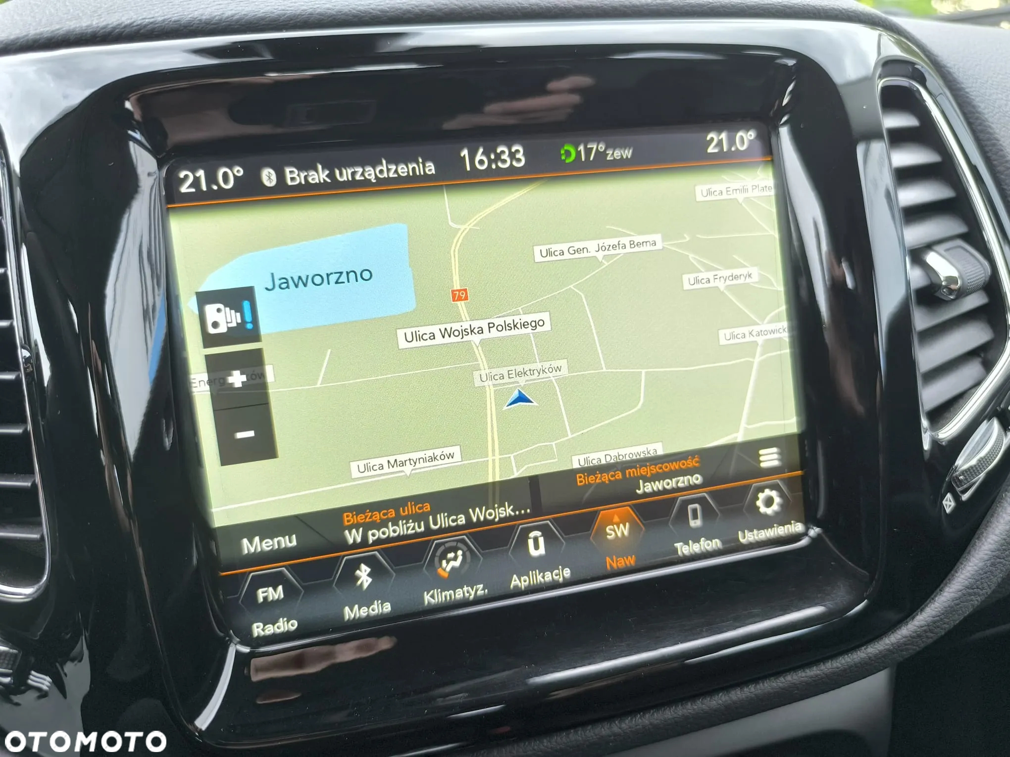 Jeep Compass 1.4 TMair Night Eagle FWD S&S - 17