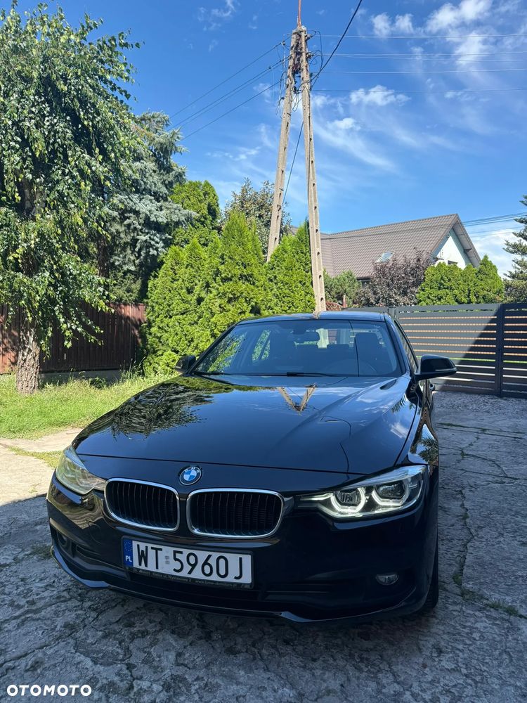 BMW Seria 3 318i - 2
