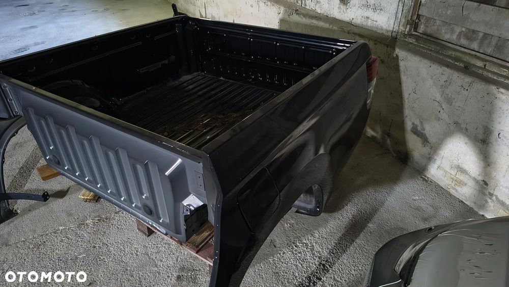 Paka, skrzynia ładunkowa Mitsubishi L200 - 4