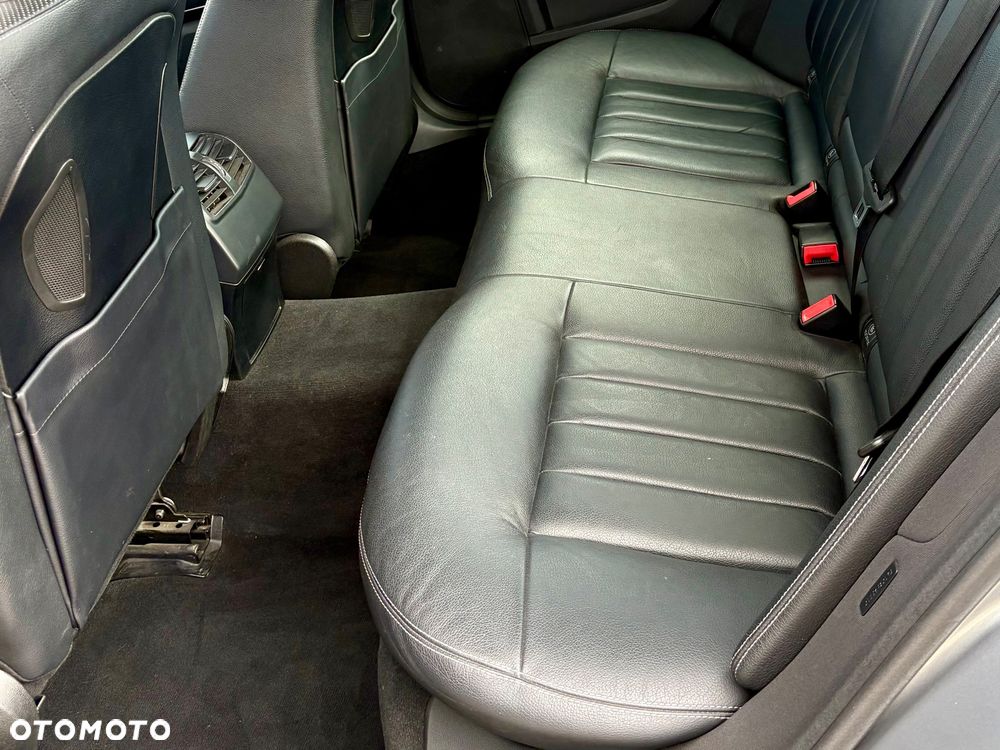 Mercedes-Benz Klasa E 350 BlueTEC 7G-TRONIC Elegance - 25