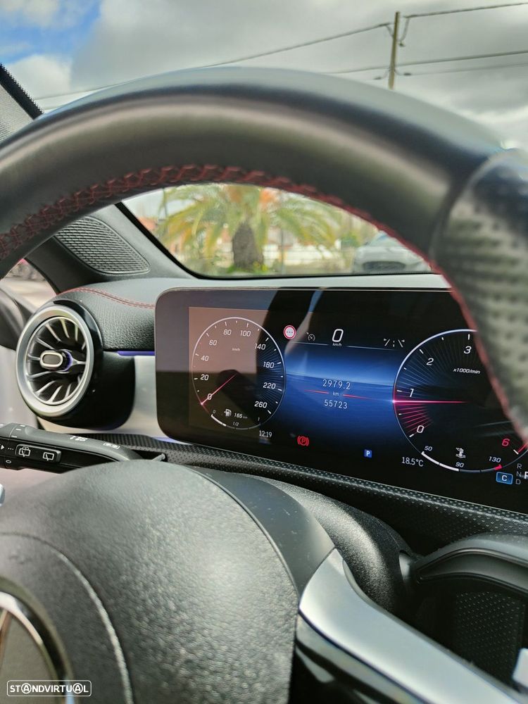 Mercedes-Benz CLA 180 d Shooting Brake AMG Line Aut. - 44