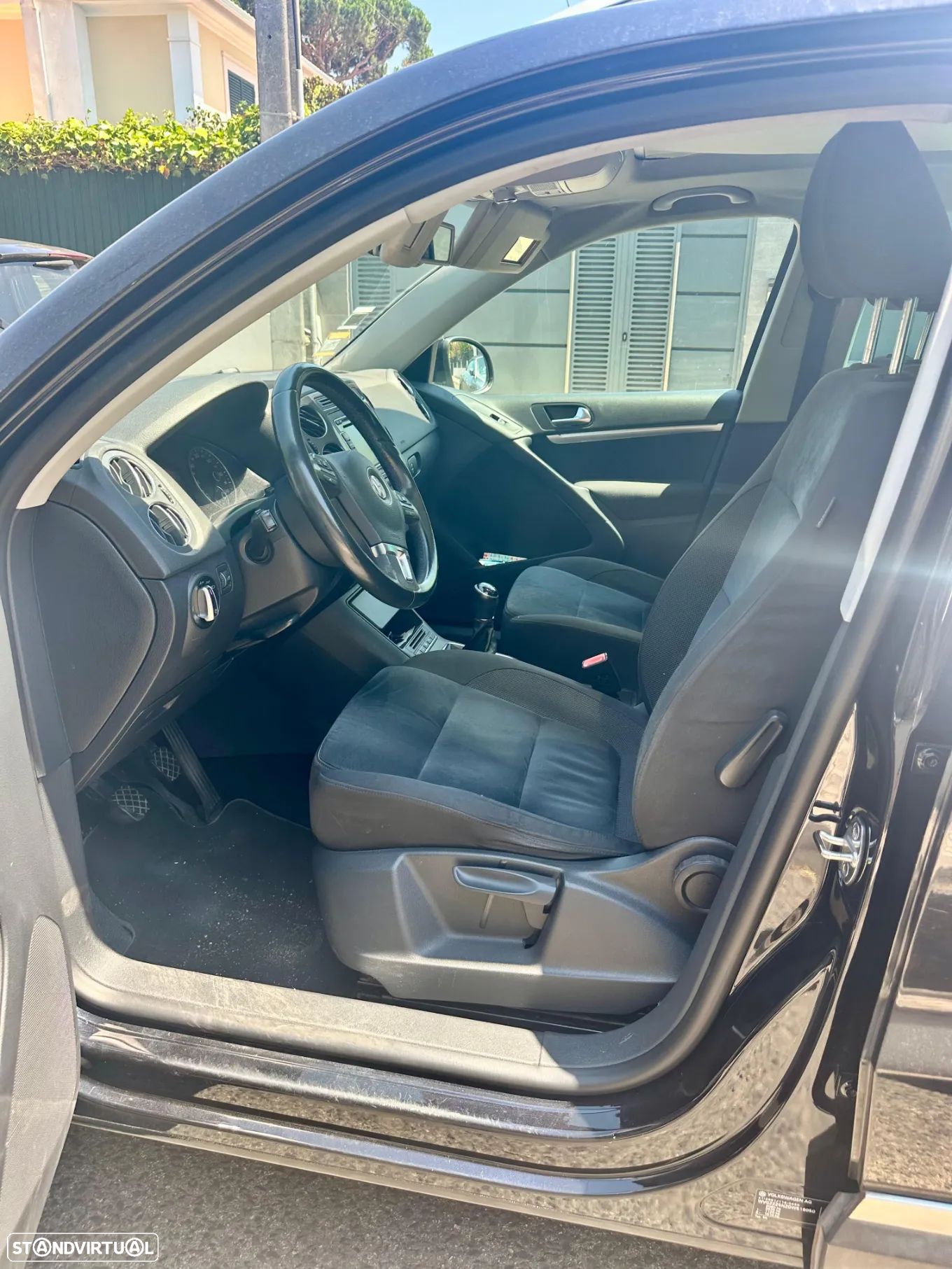 VW Tiguan 2.0 TDi Sport BlueMotion - 1
