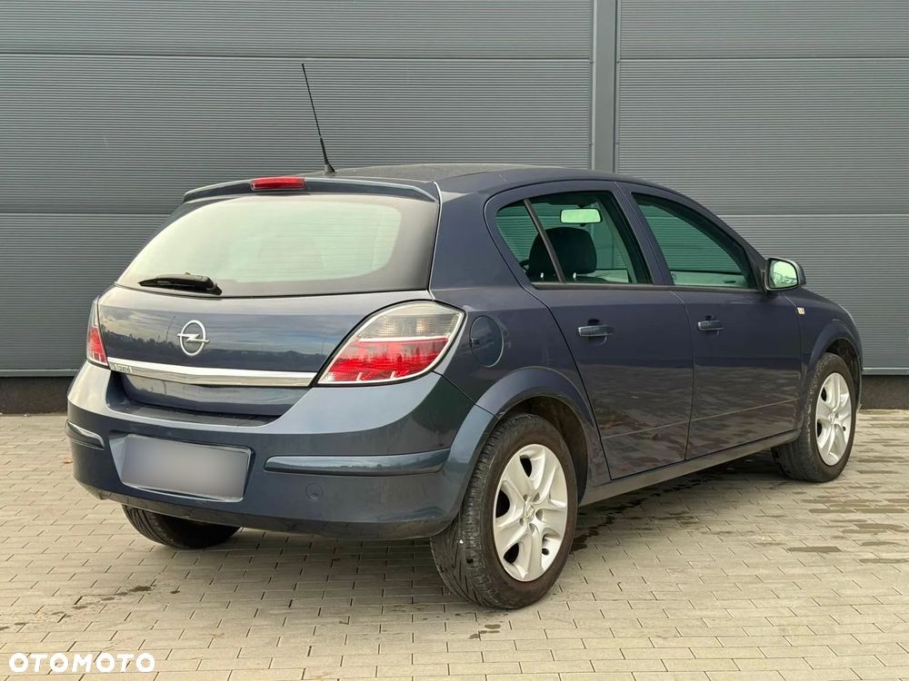 Opel Astra - 3