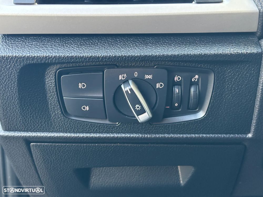 BMW 118 d Advantage - 12