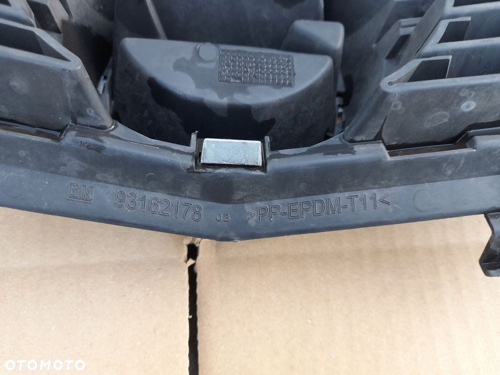 grill atrapa opel tigra b oryginał - 3