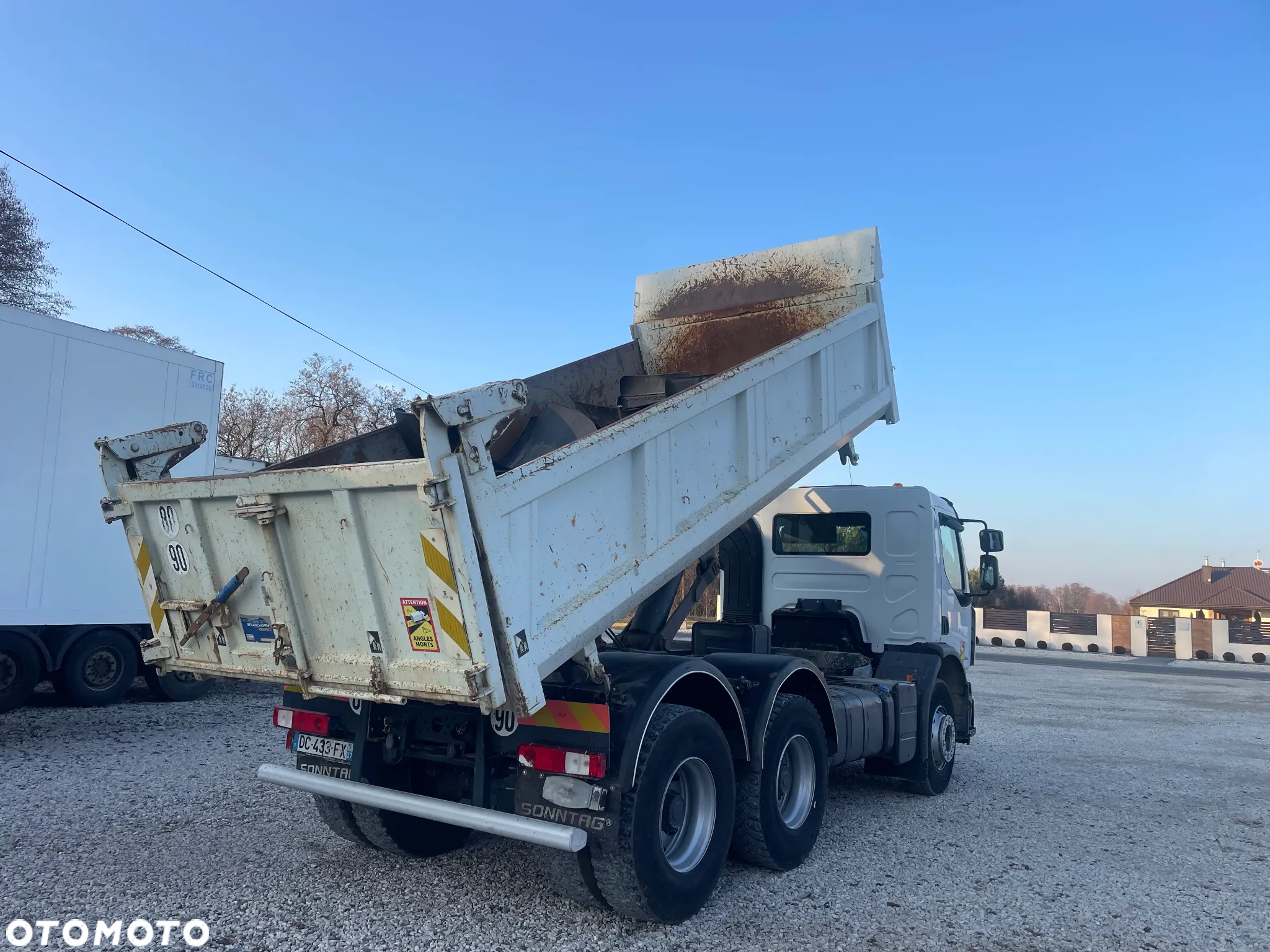 Renault Lander 6X4 - 3