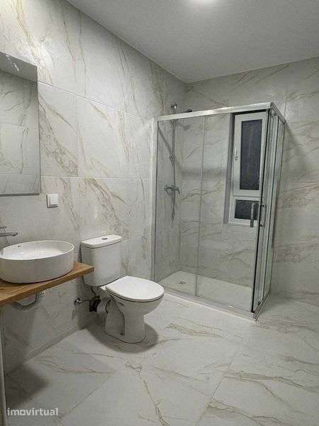 Apartamento T2 totalmente remodelado em Vale de Grou - Grande imagem: 4/4