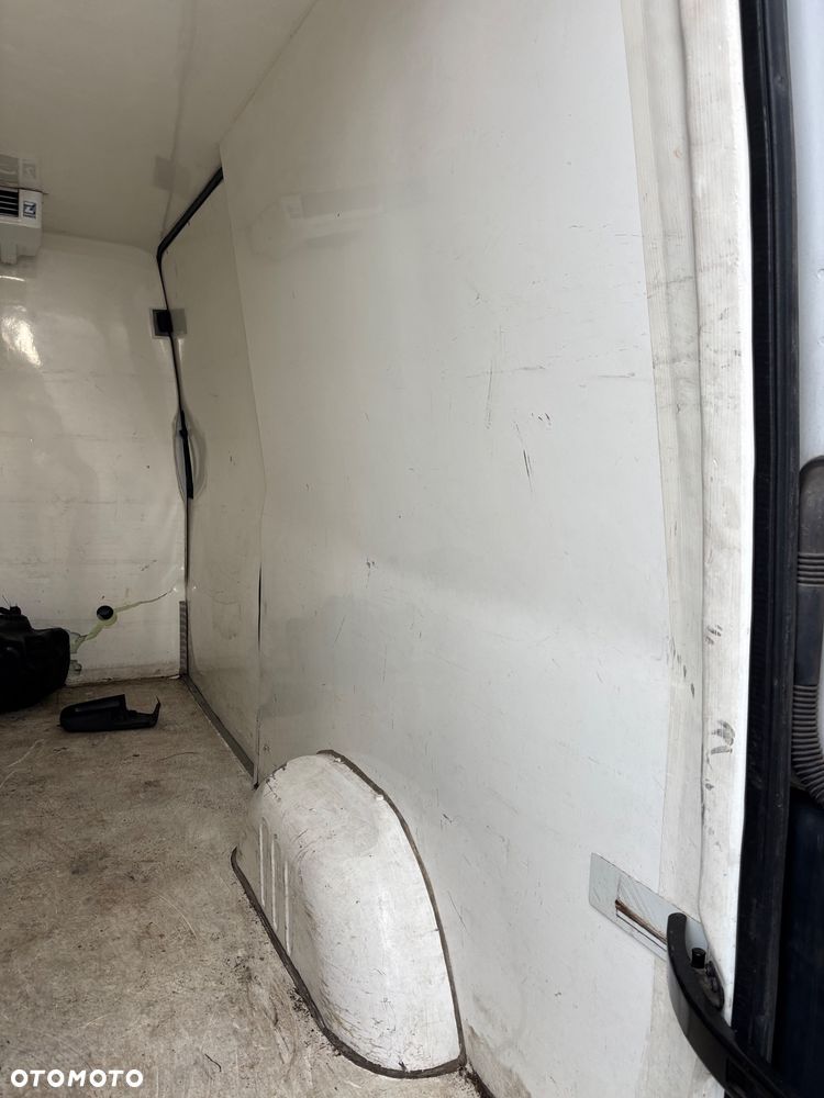 Mercedes-Benz sprinter - 18