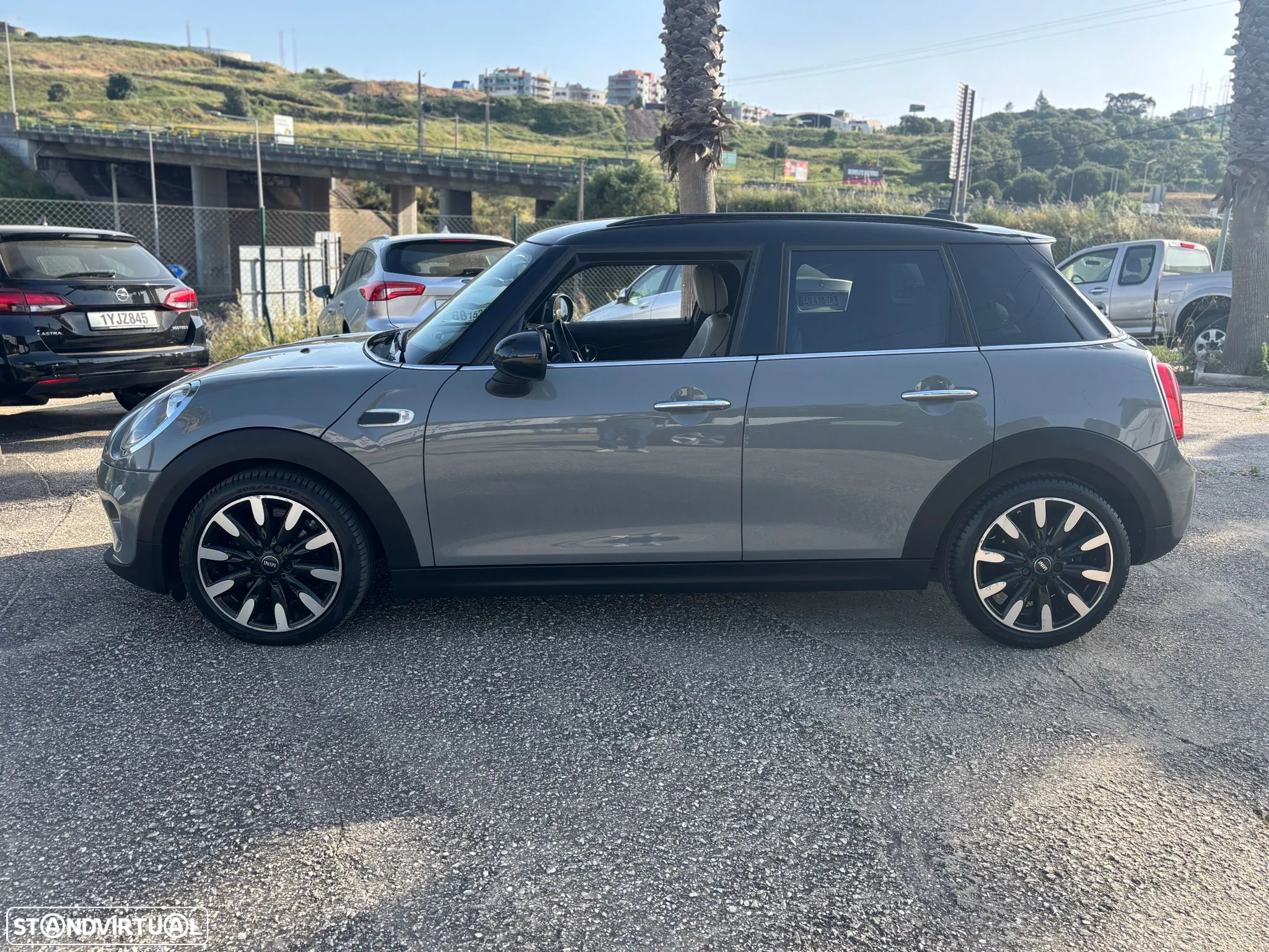 MINI 5 Portas Cooper D - 5