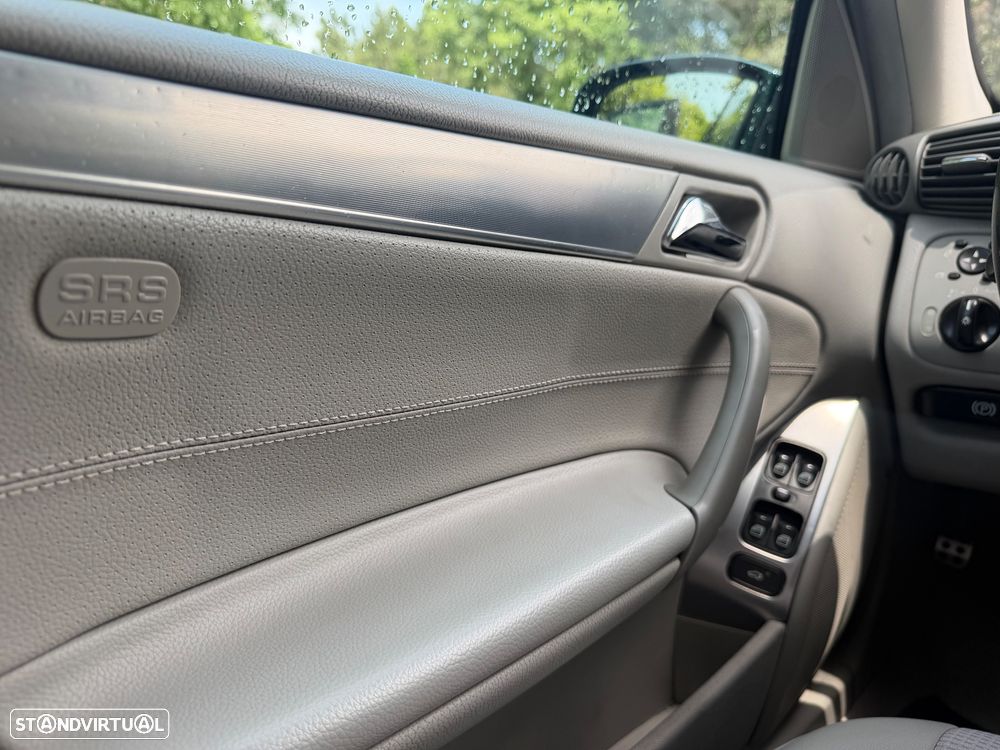 Mercedes-Benz C 220 CDi Avantgarde Aut. - 11