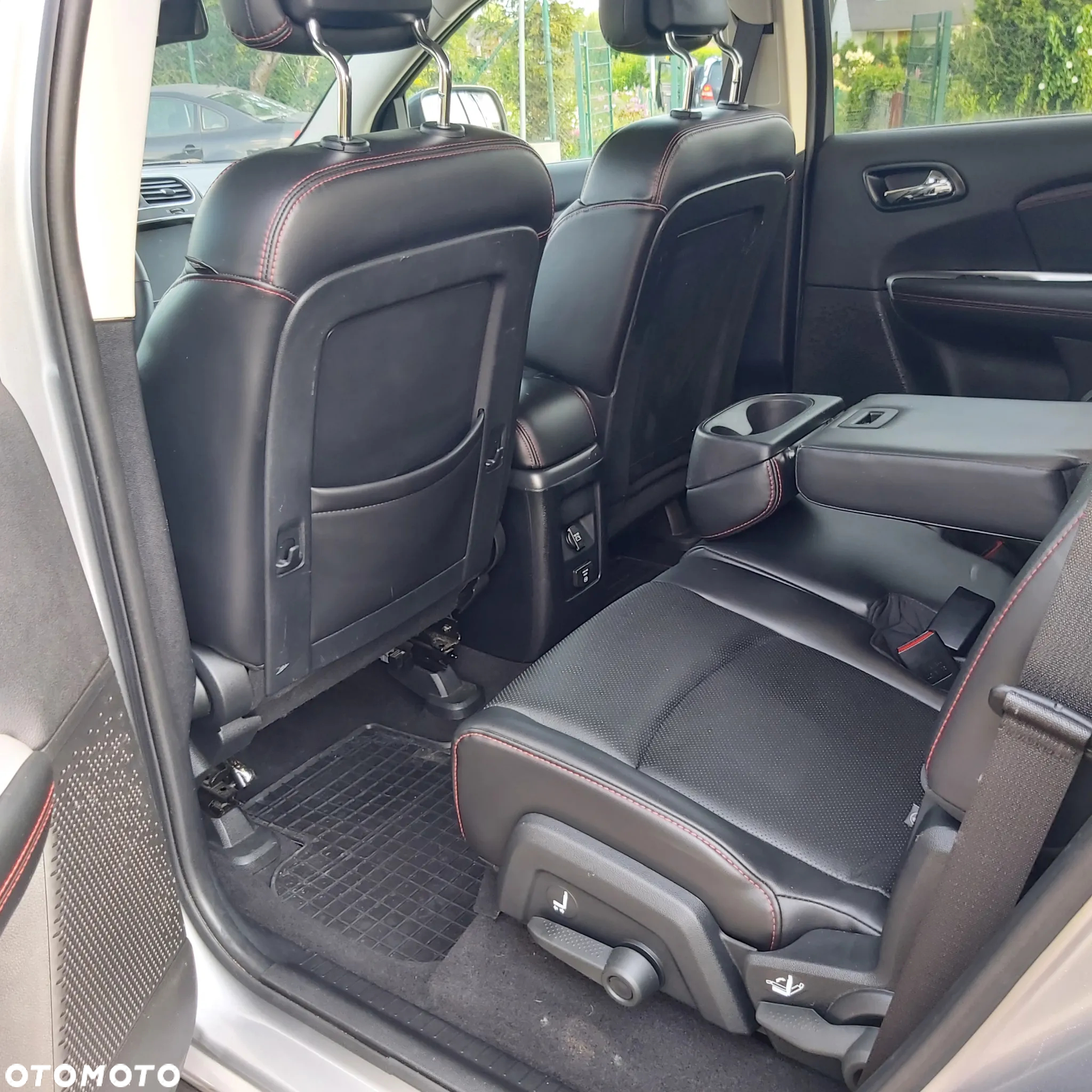 Dodge Journey - 8