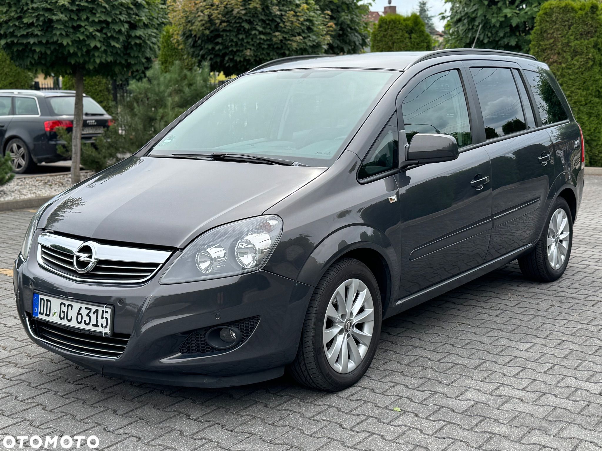 Opel Zafira 1.7 CDTI Cosmo - 1