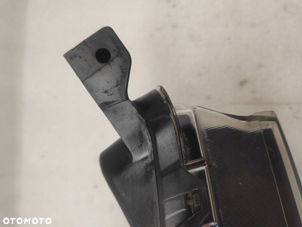 nissan qashqai j11 sm soczewka zw przód strona prawa koito 100-18013 - 4