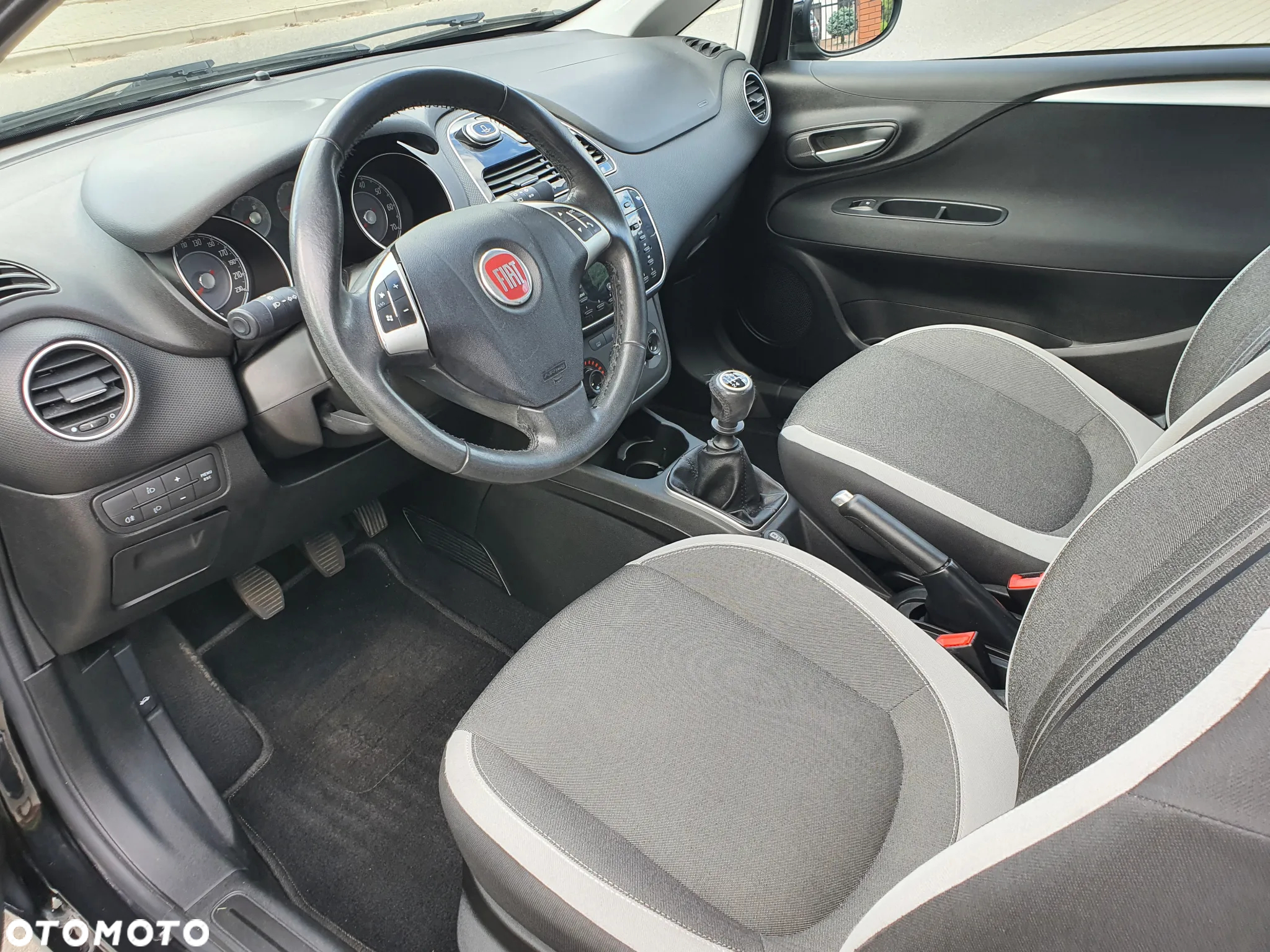 Fiat Punto Evo - 19