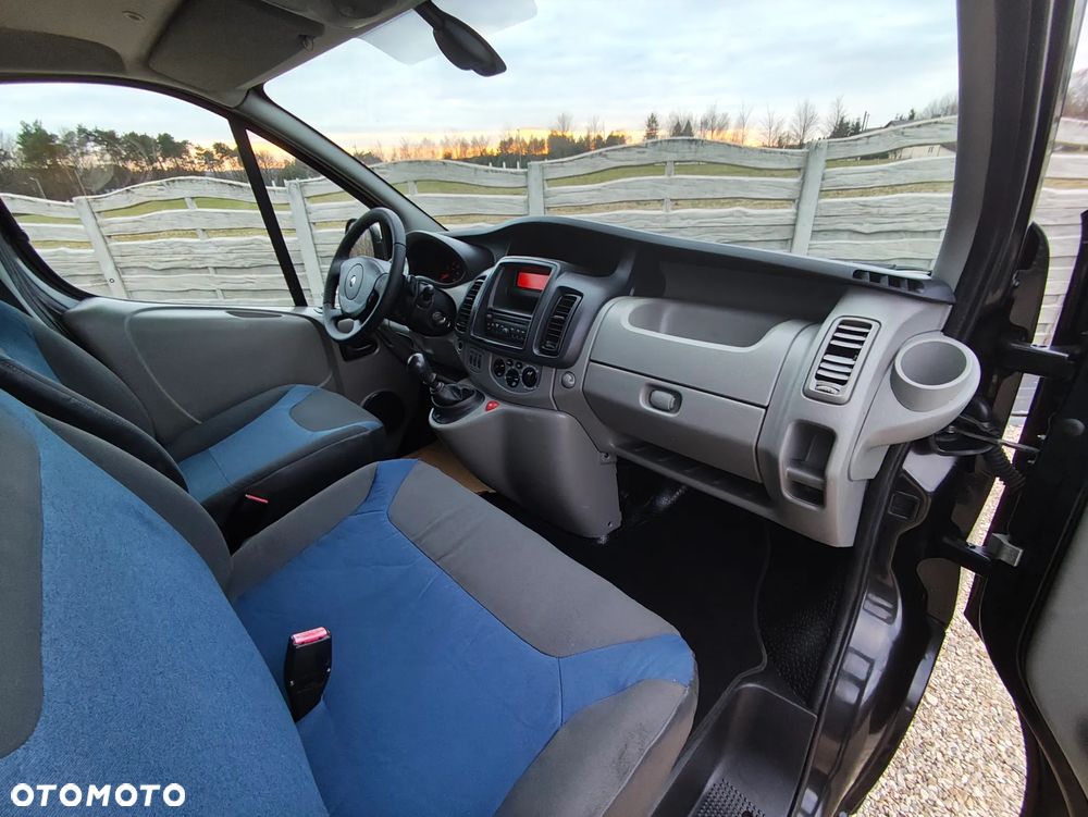 Renault Trafic - 19