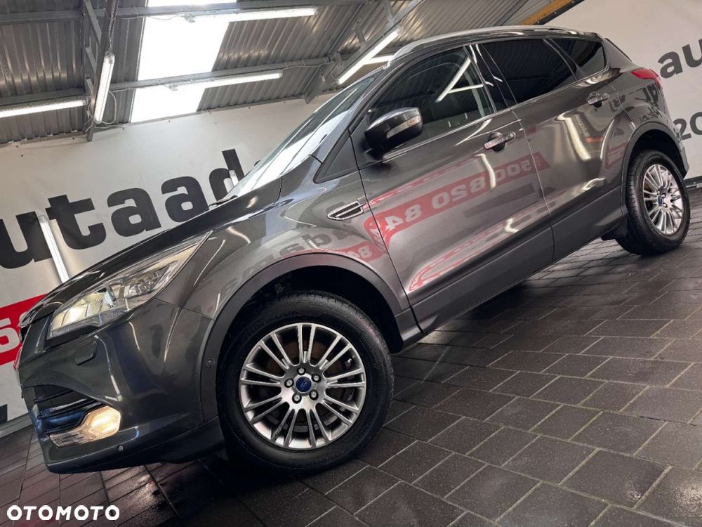 Ford Kuga - 12