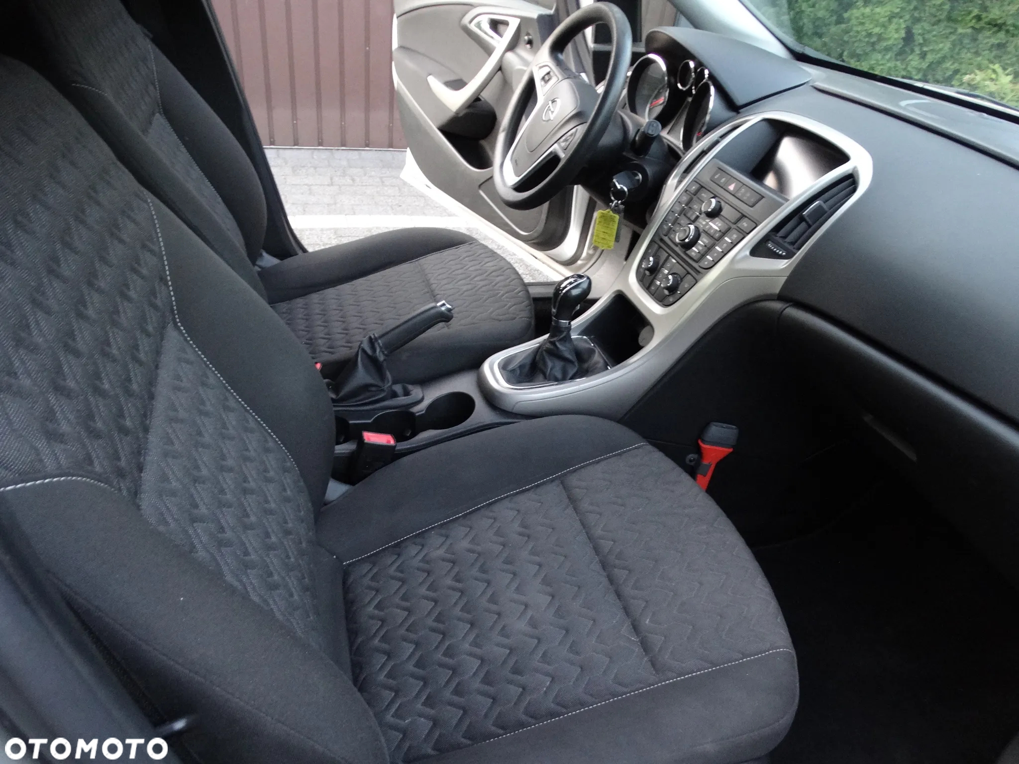 Opel Astra IV 1.4 T Active - 14