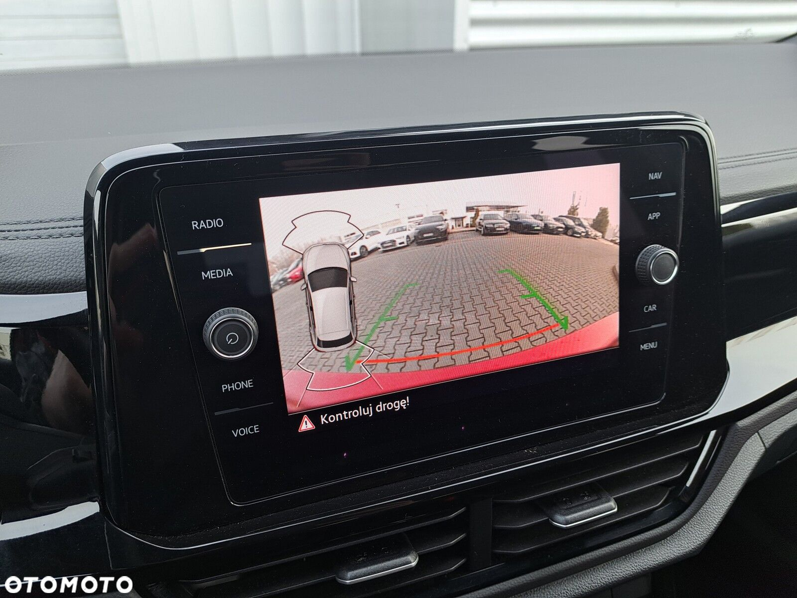 Volkswagen T-Roc 1.5 TSI Style DSG - 21