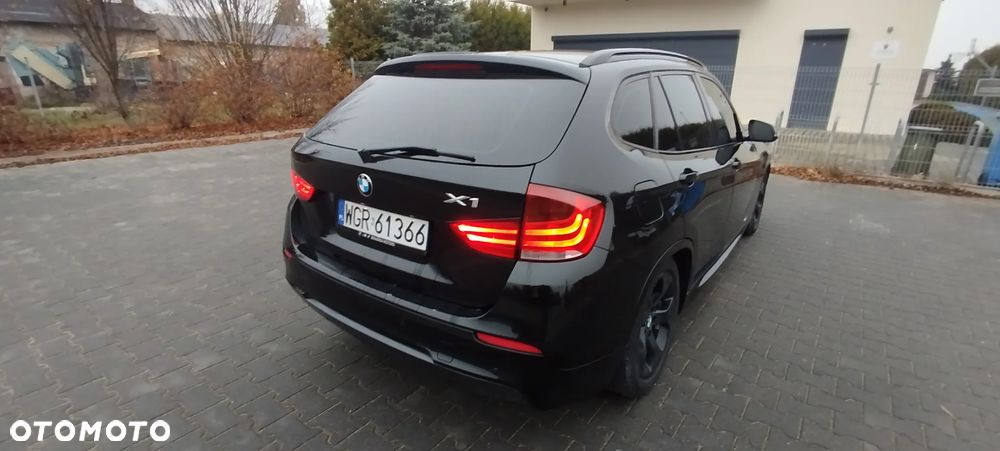 BMW X1 sDrive20d Sport Line - 4