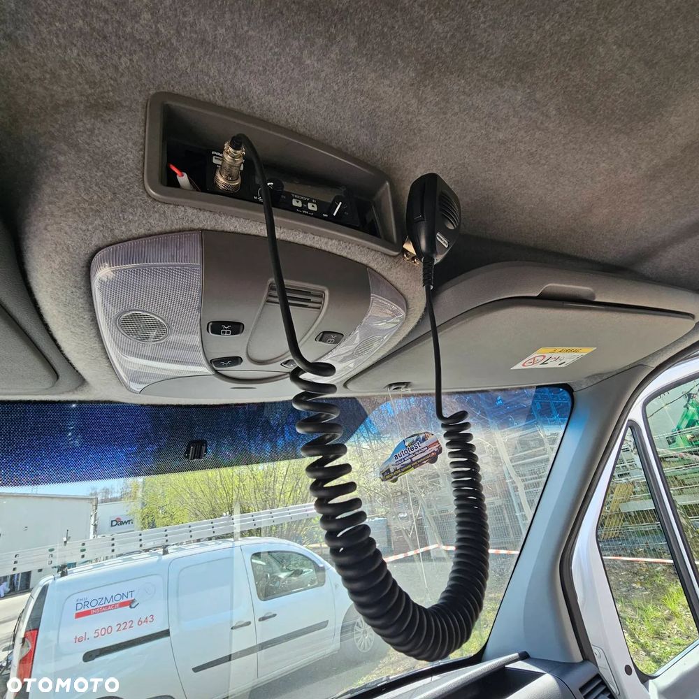 Mercedes-Benz SPRINTER - 11