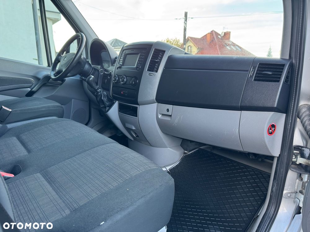 Mercedes-Benz Sprinter 216 CDI - 22