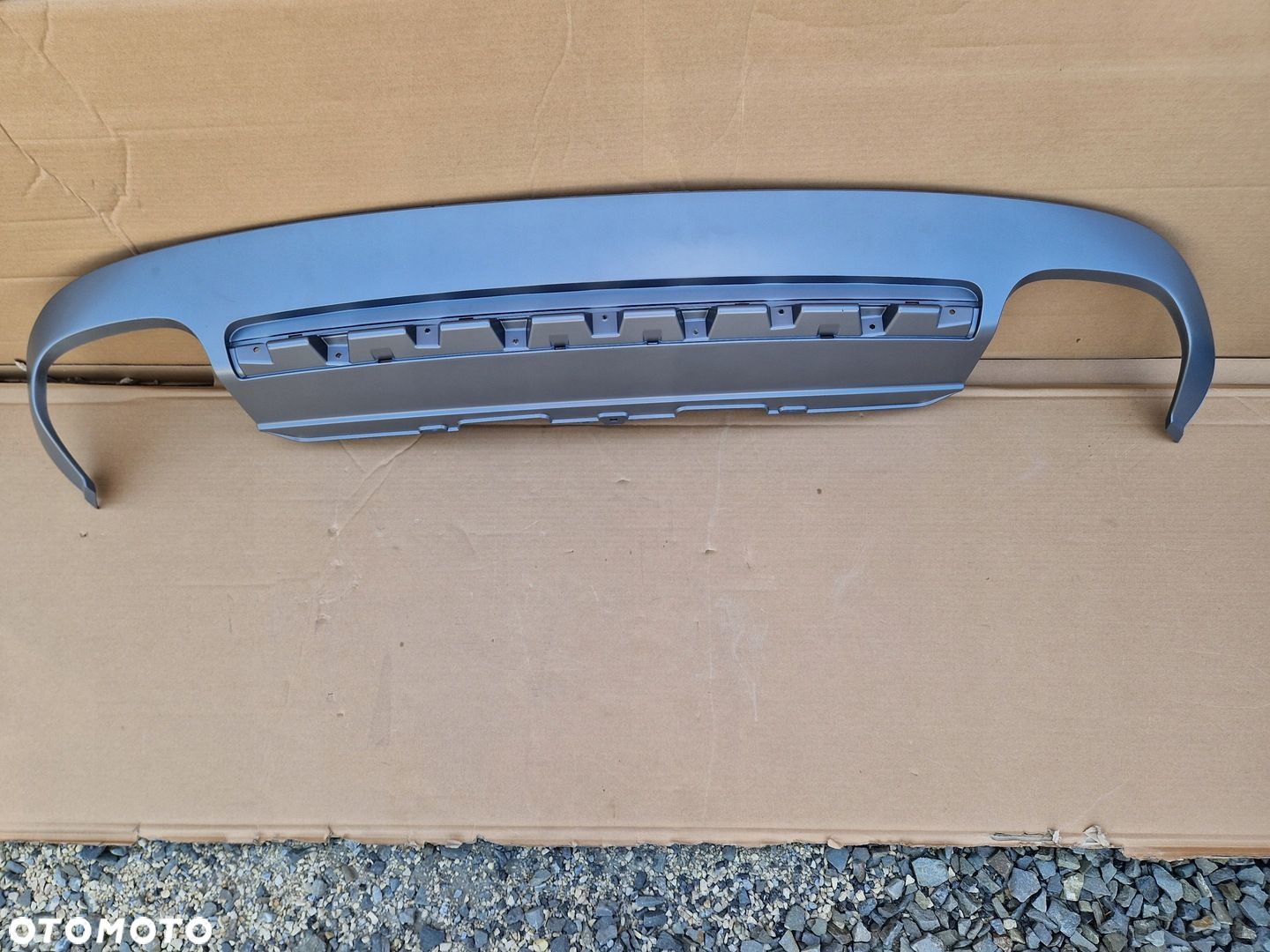 Dokładka spoiler dyfuzor zderzaka tył Audi A5 S5 8T0807521B NOWY ORYGINAŁ - 1