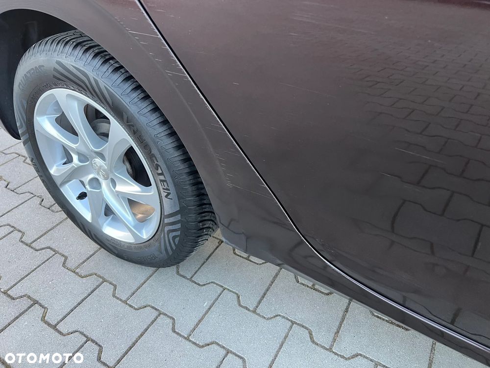 Peugeot 208 - 6