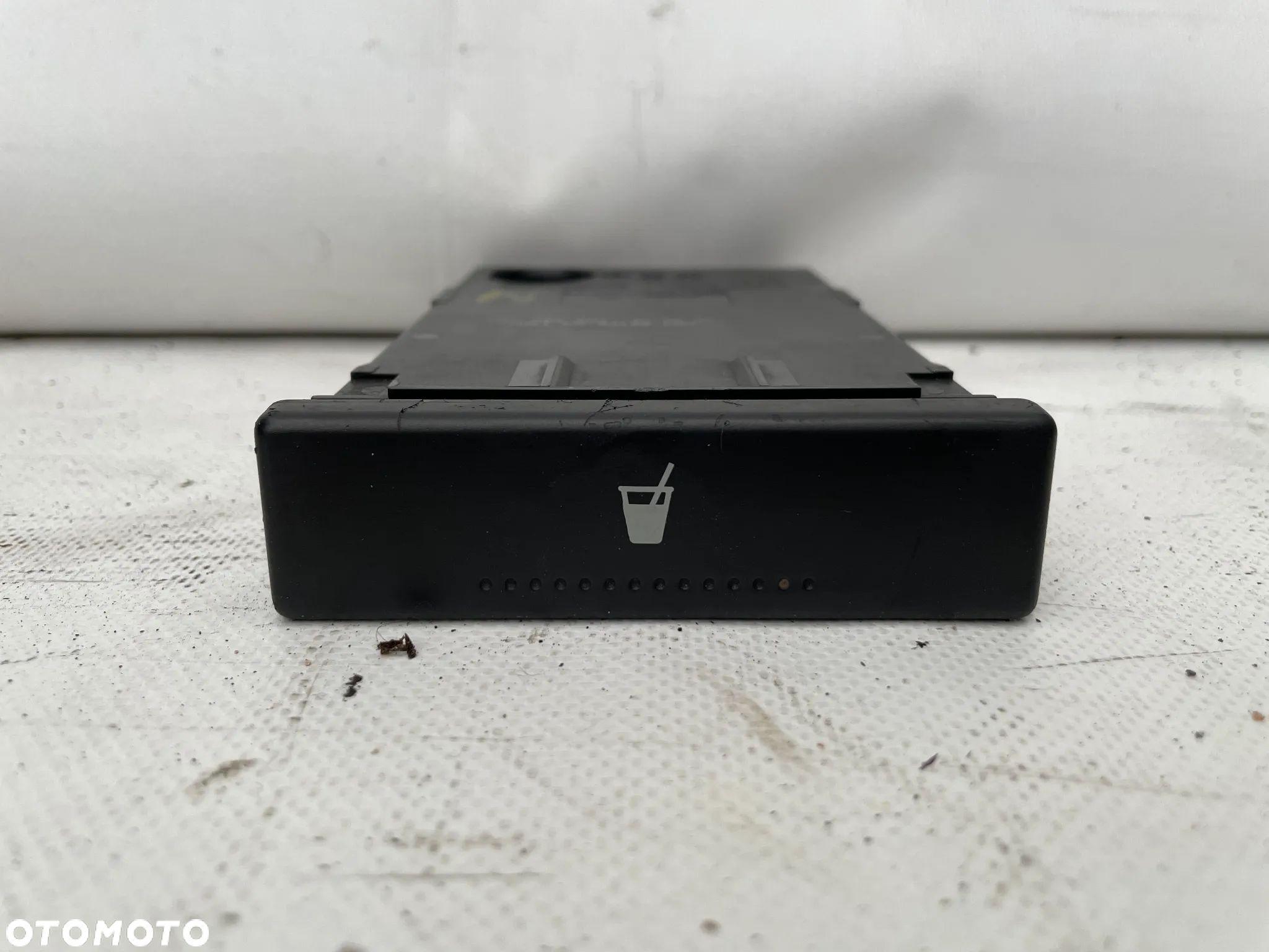 VW Sharan Uchwyt Cupholder 7M3858602 - 1