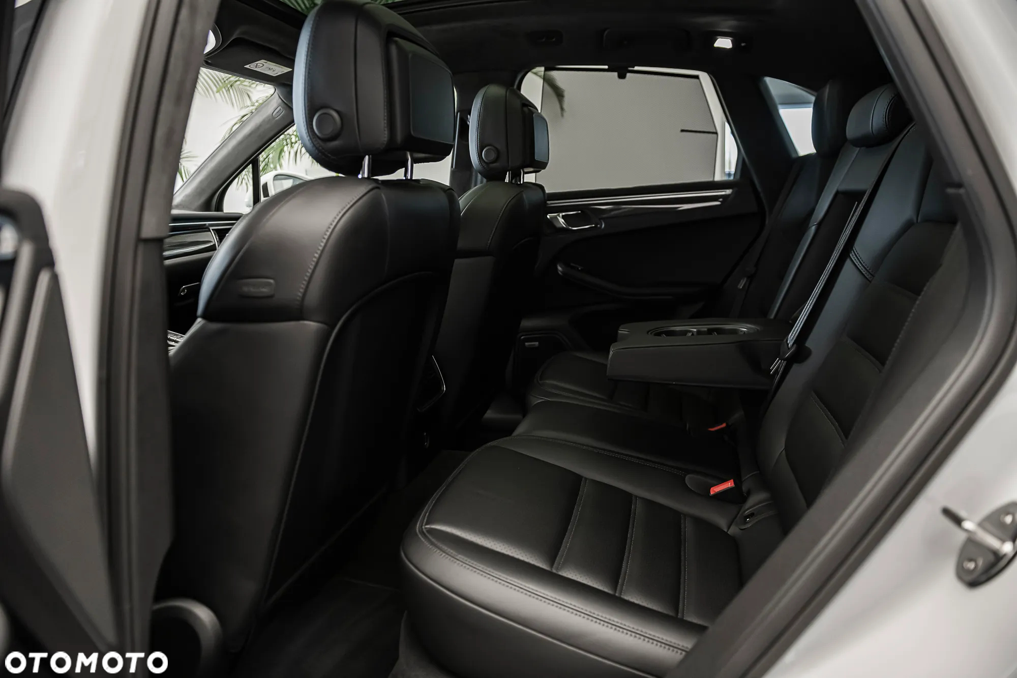 Porsche Macan Turbo - 15