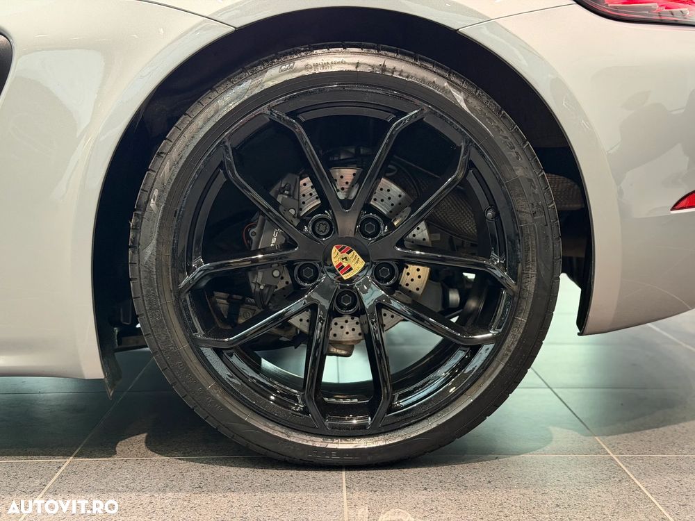 Porsche Boxster 718 PDK - 14