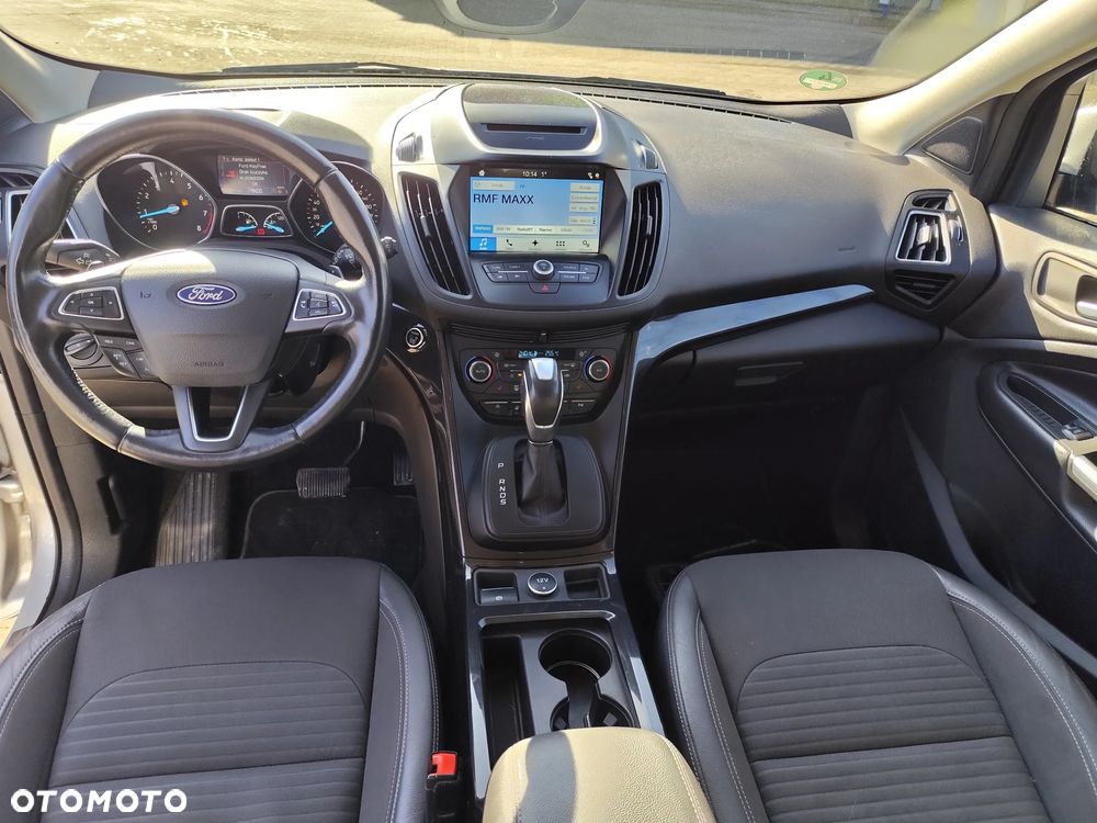 Ford Kuga 1.5 EcoBoost 4x4 Titanium - 10