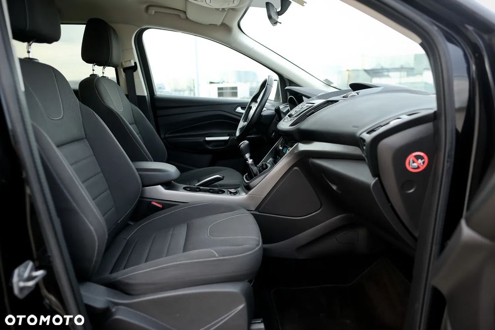 Ford Kuga 2.0 TDCi 2x4 SYNC - 25