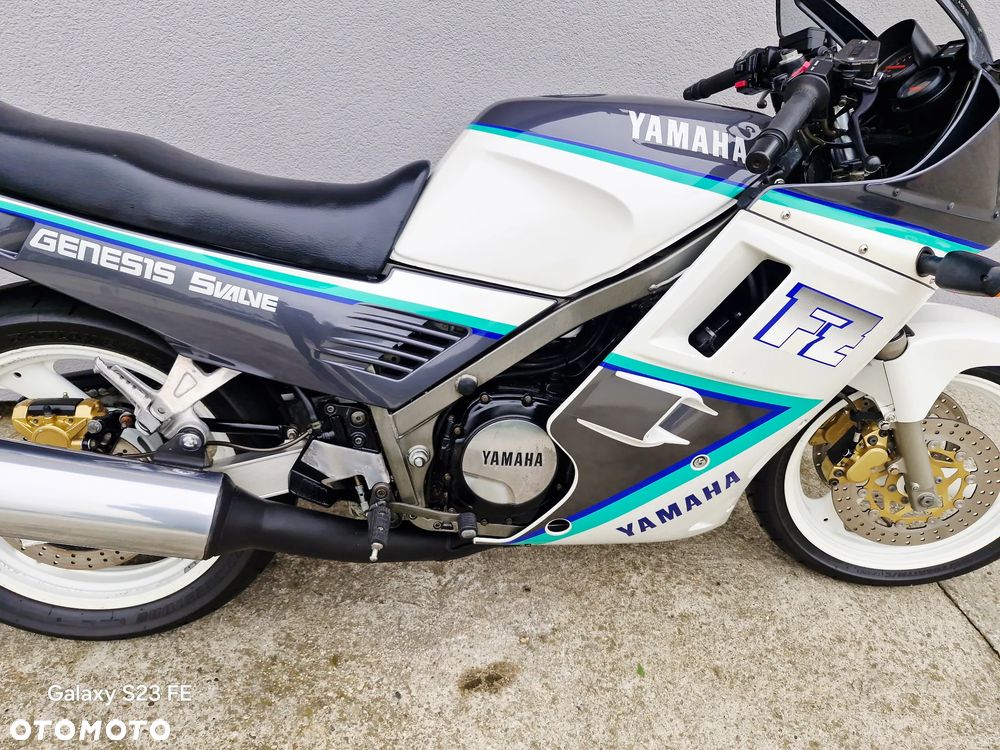 Yamaha FZ - 23