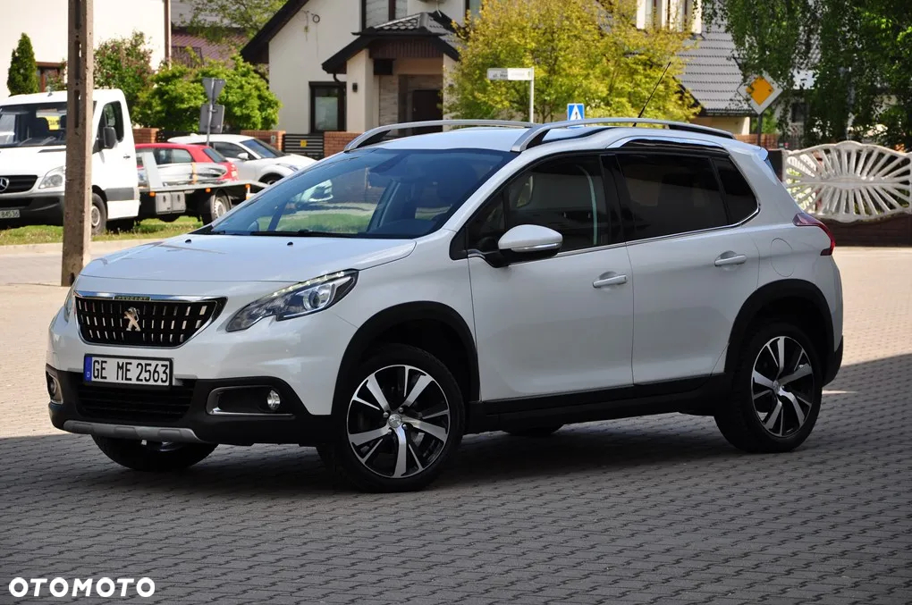 Peugeot 2008 PureTech 110 Stop&Start Business-Line - 4
